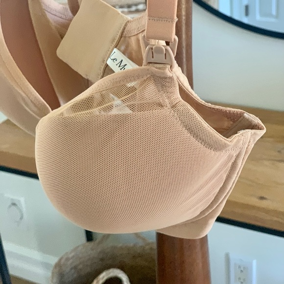 NWOT Beige Neutral Le Mystere Nursing Bra - Picture 2 of 4